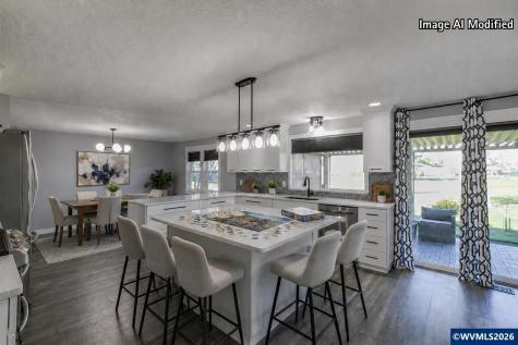 575 N Cascade Drive Woodburn OR 97071