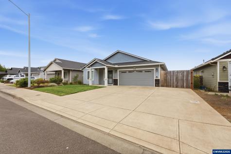 2755 Mia Court SE Salem OR 97306