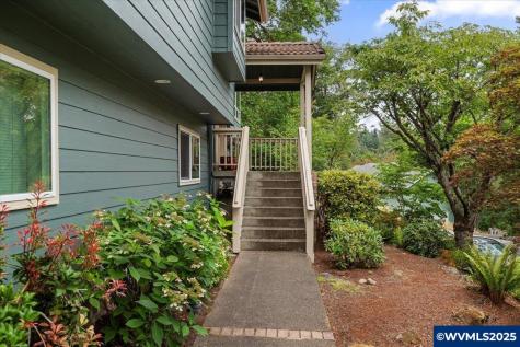 2240 Joplin Court S Salem OR 97302