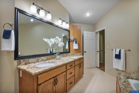 2240 Joplin Court S Salem OR 97302
