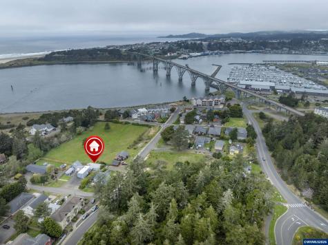 220 SW 29th Street Newport OR 97365