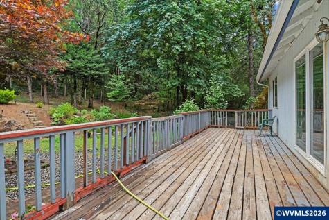 5624 Treehouse Road Monmouth OR 97361