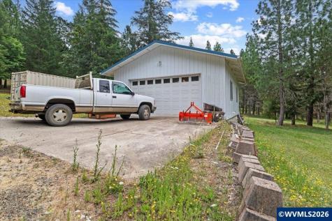 5624 Treehouse Road Monmouth OR 97361