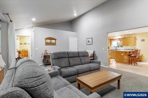 5624 Treehouse Road Monmouth OR 97361