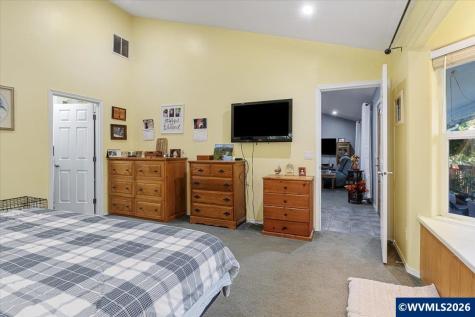 5624 Treehouse Road Monmouth OR 97361