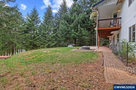 5624 Treehouse Road Monmouth OR 97361