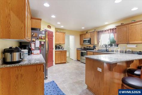 5624 Treehouse Road Monmouth OR 97361