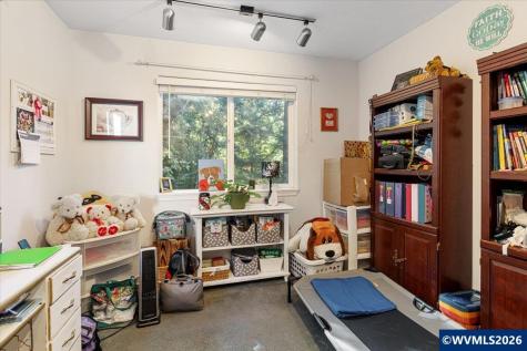 5624 Treehouse Road Monmouth OR 97361