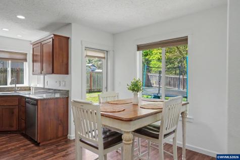 2631 Natures View Court NW Salem OR 97304