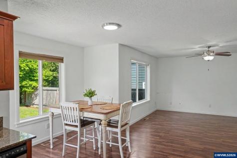 2631 Natures View Court NW Salem OR 97304