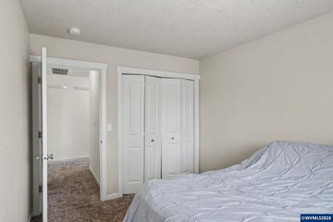 2631 Natures View Court NW Salem OR 97304