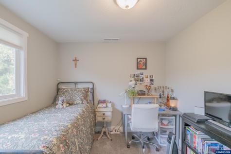 208 NW Lewisburg Avenue Corvallis OR 97330
