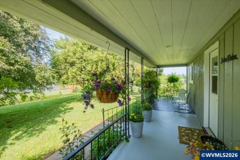 208 NW Lewisburg Avenue Corvallis OR 97330