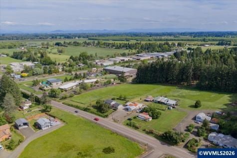 208 NW Lewisburg Avenue Corvallis OR 97330