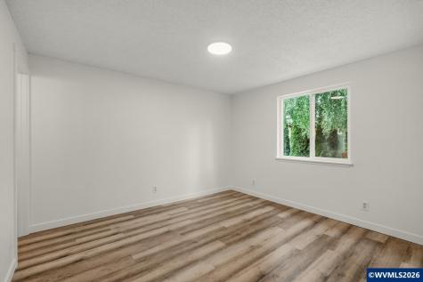5465 Red Leaf Drive S Salem OR 97306-0000