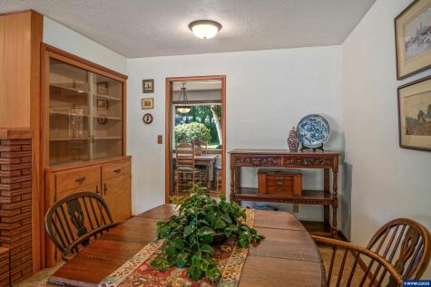 478 Welcome Court SE Salem OR 97302