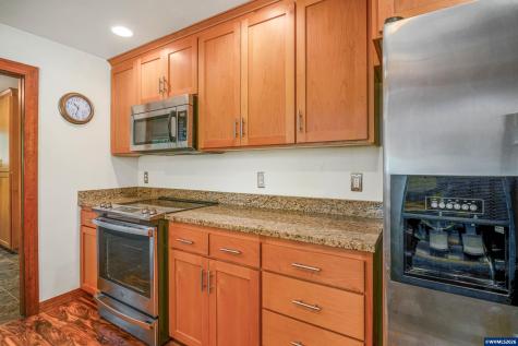 478 Welcome Court SE Salem OR 97302