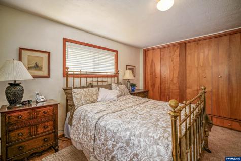 478 Welcome Court SE Salem OR 97302