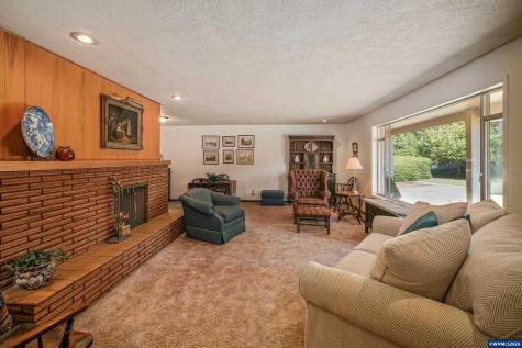 478 Welcome Court SE Salem OR 97302