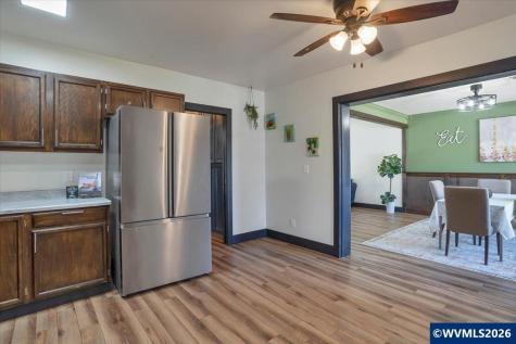 271 S 3rd Street Lebanon OR 97355