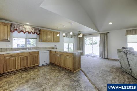 1451 Ryan Drive Silverton OR 97381