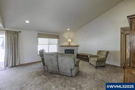 1451 Ryan Drive Silverton OR 97381