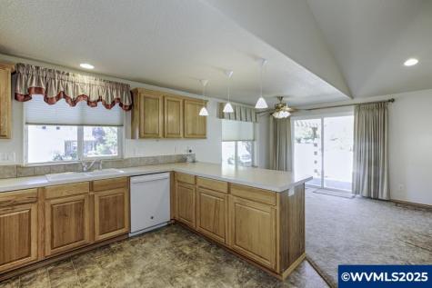 1451 Ryan Drive Silverton OR 97381