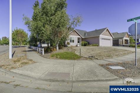 1451 Ryan Drive Silverton OR 97381