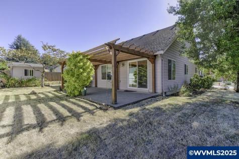 1451 Ryan Drive Silverton OR 97381