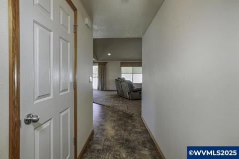 1451 Ryan Drive Silverton OR 97381