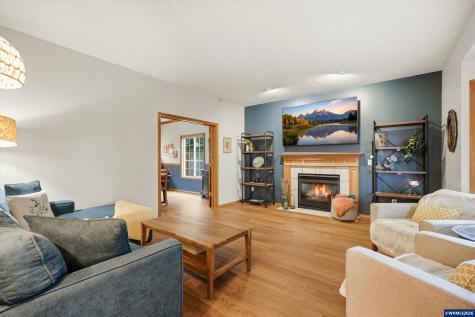 2280 Gibsonwoods Court NW Salem OR 97304