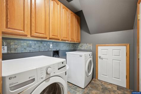 2280 Gibsonwoods Court NW Salem OR 97304