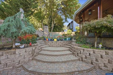 2280 Gibsonwoods Court NW Salem OR 97304