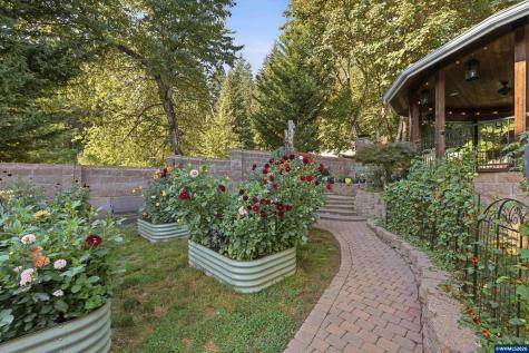 2280 Gibsonwoods Court NW Salem OR 97304