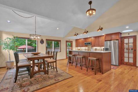 1660 Cinnamon Hill Drive SE Salem OR 97306