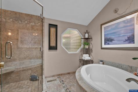 1660 Cinnamon Hill Drive SE Salem OR 97306