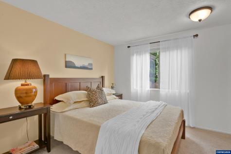 1660 Cinnamon Hill Drive SE Salem OR 97306