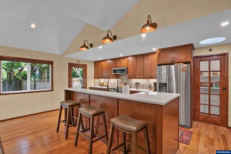 1660 Cinnamon Hill Drive SE Salem OR 97306