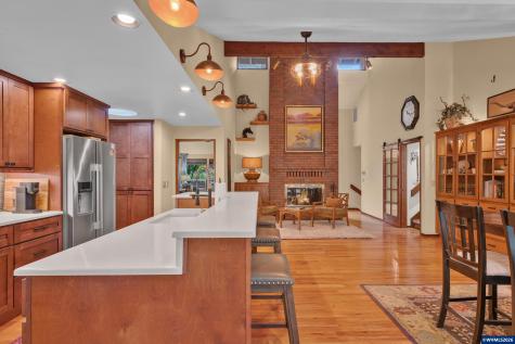 1660 Cinnamon Hill Drive SE Salem OR 97306