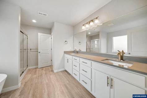 7072 Pinot Noir Drive Corvallis OR 97330
