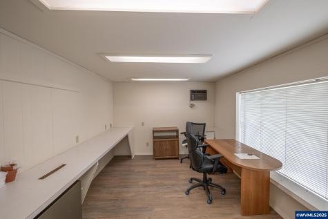 55 Q Street Cottage Grove OR 97424