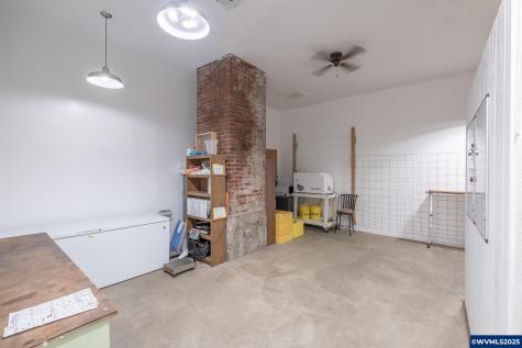 55 Q Street Cottage Grove OR 97424