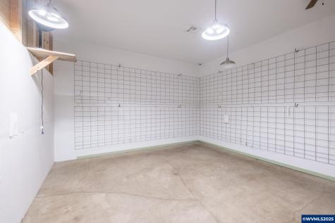 55 Q Street Cottage Grove OR 97424