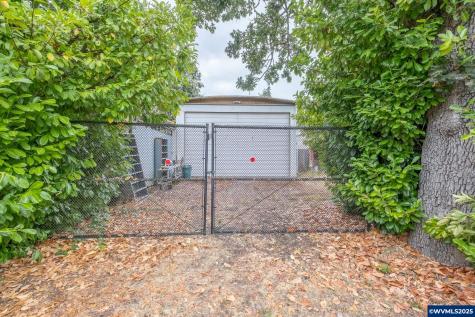 55 Q Street Cottage Grove OR 97424