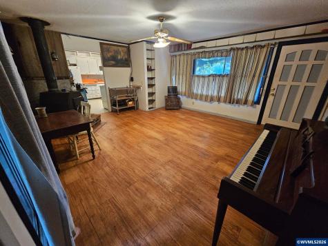 427 NE Yamhill Street Sheridan OR 97378