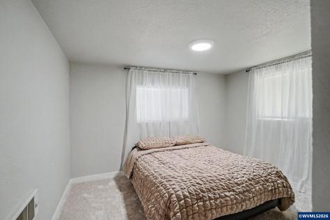 140 Marilyn Street NE Albany OR 97322