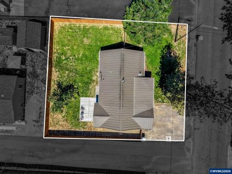 140 Marilyn Street NE Albany OR 97322