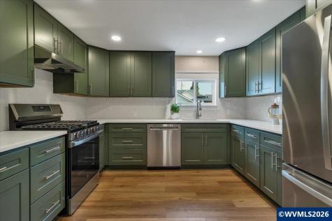 1068 SW Hayter Street Dallas OR 97338