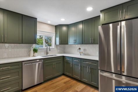 1068 SW Hayter Street Dallas OR 97338
