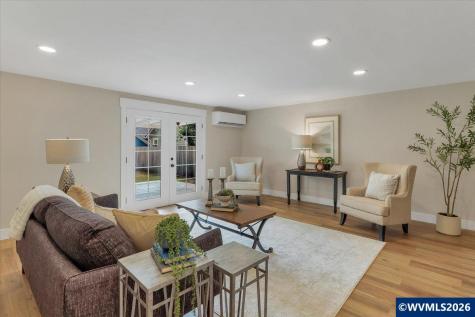 1068 SW Hayter Street Dallas OR 97338